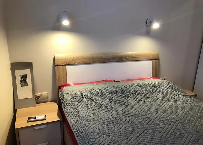 דירה Artistic Neon *