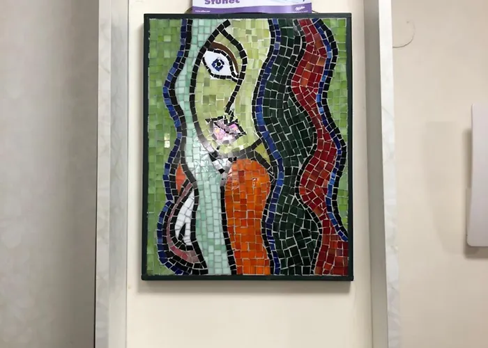 Artistic Neon 아파트 *