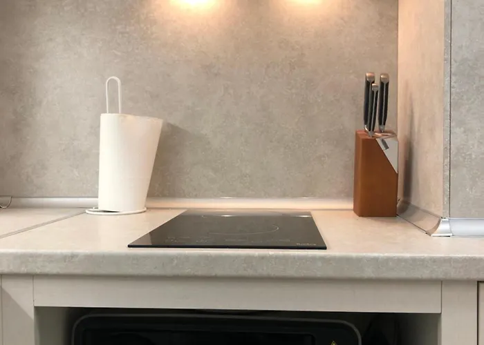 Artistic Neon דירה *